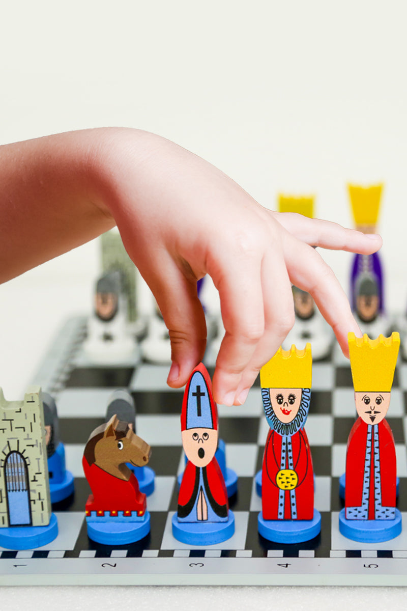 Kids Wooden Chess Set - Fun Learning Tool for Strategic Thinking - 30x30 cm with Chess Pieces