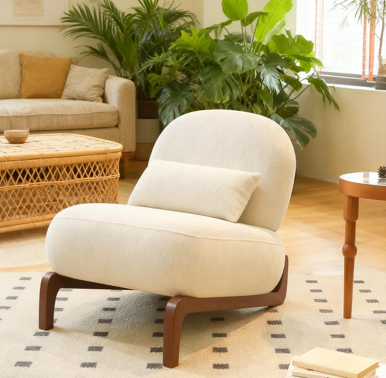 Nordic Velvet Lounge Chair – Cozy Accent Chair with Wood Legs